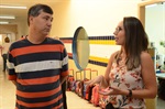 Diretora Natalia Oliveira de Carvalho mostrou salas ao vereador na EM. Professor Walter Vitti