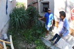 Lair Braga (SD) ouviu as reclamações dos moradores sobre terreno em situação de abandono no Jardim Paraíso  