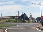 Placa foi instalada na rotatória entre as ruas Uchôa, Umberto Rosato e avenida Aguai.