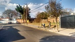 Construção de calçada é viabilizada no bairro Jardim Esplanada