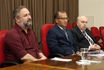 Solenidade homenageou seis profissionais que atuam em Piracicaba