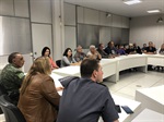 Reunião foi realizada na noite desta quarta-feira (25), na Sala de Reuniões do prédio anexo da Câmara.