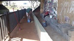 Construção de mureta reforça segurança na região do jardim São Vicente 