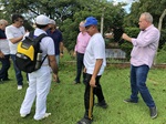 Gilmar Rotta participa de assinatura de contrato no Jardim Caxambú