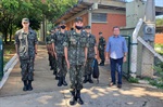 Vereador congratula-se com Sargento do Exército por chefia do TG