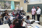 O vereador Trevisan Jr. conversou com os alunos e colaboradores da unidade e acompanhado pelo secretário de educação Bruno Roza