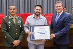 Homenagens a oficiais marcaram a celebração do Dia do Exército