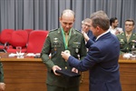 Homenagens a oficiais marcaram a celebração do Dia do Exército