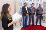 Entrega da moção de aplausos aconteceu na manhã desta segunda-feira, 7