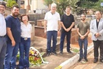 Durante o evento, os presentes depositaram coroas de flores nos túmulos dos Voluntários de 1932 (Revolução Constitucionalista) e do presidente Prudente de Moraes.