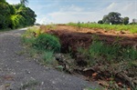 Erosão em estrada municipal no bairro Guamium