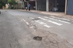 Vereador Pedro Kawai atendendo à solicitação de moradores do bairro Jardim Planalto