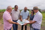 Integrantes da CLJR visitaram o local para uma vistoria