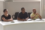 Com licitação finalizada, secretário apresentou kits de uniformes para a comissão