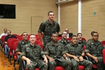 Dia do Exército Brasileiro é celebrado com homenagens na Câmara