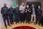 Entrega do Voto de Congratulações proposto por meio do requerimento 476/23 foi entregue nesta sexta (16), na Sala da Presidência da Câmara 