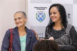 Homenageada esteve na Casa acompanhada de familiares