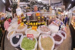Alimentos comercializados no Mercadão refletem o cotidiano da cidade