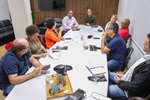 Sete vereadores se reuniram com a gerente de relacionamento da CPFL, Talita Pinotti