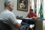 Documento com 1109 assinaturas foi recebido pelo Presidente da Câmara Municipal de Piracicaba, Wagner Oliveira, na tarde desta segunda-feira (14)