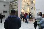 Entrega de homenagem aconteceu no hall do Salão Nobre