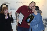 Entrega de homenagem aconteceu no hall do Salão Nobre
