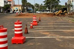 Vereador acompanha revitalização de praça da região central