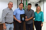 Entrega aconteceu na tarde desta terça-feira, na própria instituição