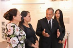 Entrega do voto de congratulações à Elisangela Cristina de Souza Quellis aconteceu no Hall do Salão Nobre "Helly de Campos Melges", da Câmara Municipal de Piracicaba