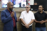 A entrega da moção de aplausos 139/2023 aconteceu no plenário "Francisco Antonio Coelho", durante a 53ª Reunião Ordinária de 2023