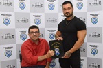 Homenageado usa as redes sociais para estimular as pessoas a incluírem a atividade física na rotina para superar a depressão