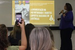 Palestra "Um pouco de dourado no novembro azul e roxo: a intersecção entre amamentação, prematuridade e diabetes