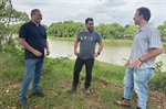 Vereador Josef Borges visitou a área com engenheiros da Semozel