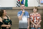 Entrega da homenagem ocorreu durante a 74ª Reunião Ordinária, nesta segunda-feira (2)