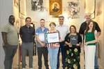 Entrega da homenagem ocorreu durante a 74ª Reunião Ordinária, nesta segunda-feira (2)