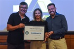 André Luis de Souza Junior e Cristiane Medeiro de Souza receberam homenagem nesta sexta-feira (13)