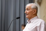 Vereador Anilton Rissato (PP) entregou honraria a Daniel de Carvalho