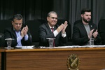 Dedicação dos profissionais da enfermagem foi lembrada durante a solenidade