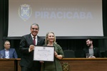 Dedicação dos profissionais da enfermagem foi lembrada durante a solenidade