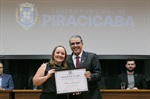 Dedicação dos profissionais da enfermagem foi lembrada durante a solenidade