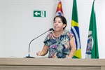 Daniela Aparecido Franco em discurso na noite desta segunda-feira (26), na 29ª Reunião Ordinária da Câmara Municipal de Piracicaba