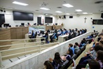 Escola do Legislativo recebe turmas do Colégio Adventista