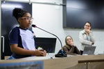 Escola do Legislativo recebe turmas do Colégio Adventista