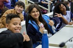 Escola do Legislativo recebe turmas do Colégio Adventista