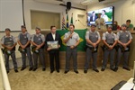 Equipe que cuida do canil da PM de Piracicaba recebe moção de aplausos