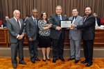 Entrega de título de Cidadão Piracicabano ao delegado Abelha 