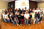 Escola Catharina Padovani, de Santa Terezinha, é recepcionada pelo vereador Carlinhos e pela equipe que produz o Conheça o Legislativo