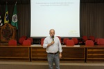 Vereador Gilmar Rotta (PMDB), autor da Semana Municipal Antidrogas, explicando a importância do encontro