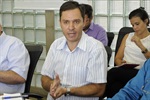O diretor do Departamento de Administração Tributária, Ivan César Canetto, durante a reunião