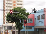 Semáforo da rua Manoel Ferraz: há registros de acidentes